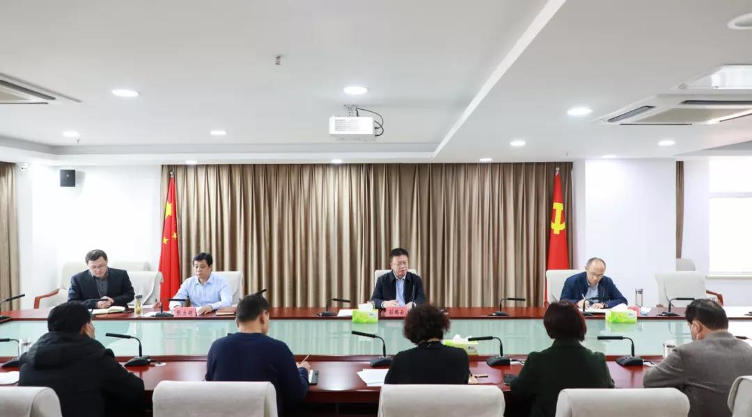 星空体育app官网-我区召开经济指标调度会(图2)